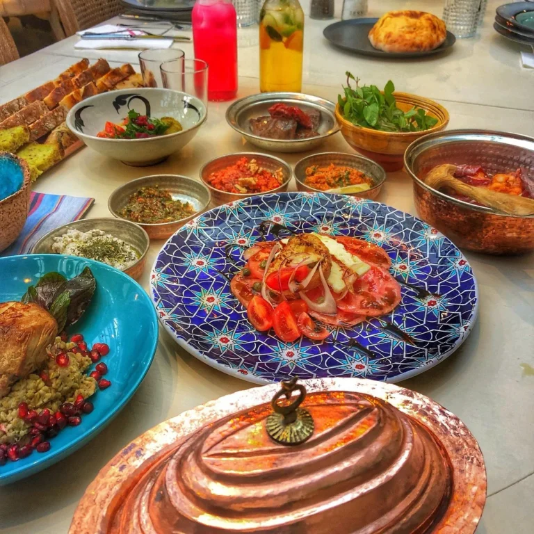 Zennup 1844 Eker Park restoran zengin Türk mutfağı yemek masası